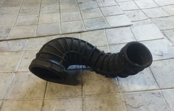 Volvo S80 Intercooler hose/pipe 08634143