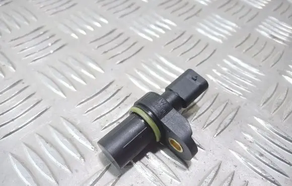 BMW 1 E82 E88 Camshaft position sensor 7803093