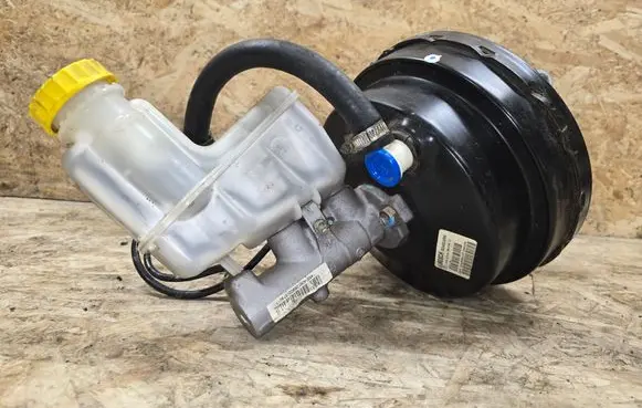Maserati Coupe Brake booster 196150 0204024906