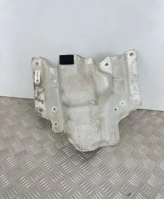 Peugeot 3008 III Exhaust heat shield 9818214280