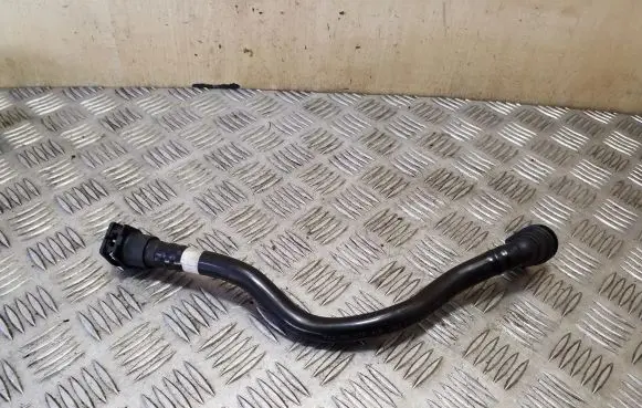 Volvo XC90 Vacuum line/pipe/hose 32203629