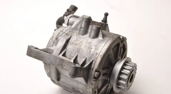 Volkswagen Touareg I Generator/alternator 07Z903021E