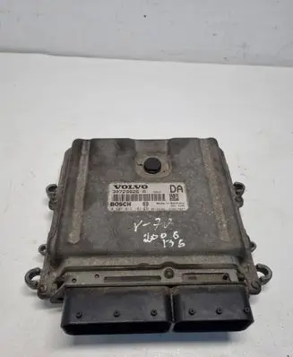 Volvo V70 Engine control unit/module 30729826A 0281012103 1039S10667