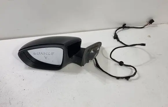 Front door electric wing mirror