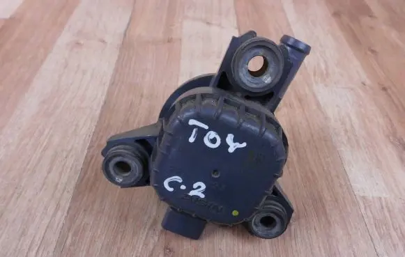 Toyota RAV 4 (XA40) Water pump G904048010