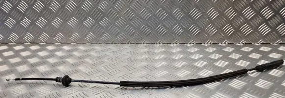 Audi A3 S3 8P Engine bonnet/hood lock release cable 8P0823535C