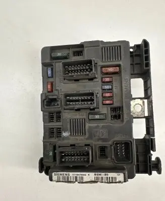 Citroen Berlingo Fuse box set U118470005