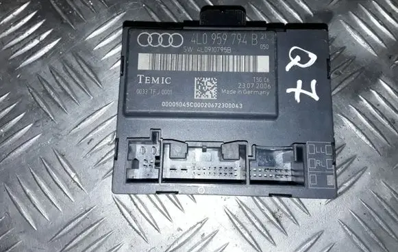 Audi Q7 4L Door control unit/module 4L0959794B 4L0910795B 0033TFJ0001