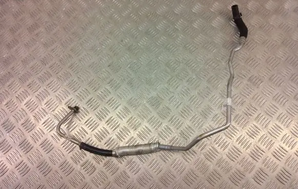 BMW X1 F48 F49 Coolant pipe/hose 7643092