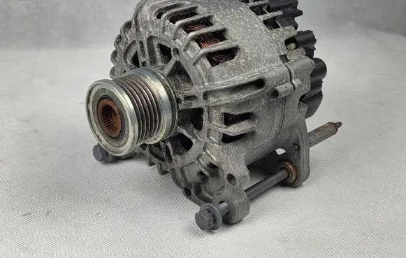Skoda Octavia Mk3 (5E) Generator/alternator 03L903023J 2715268D 21800668