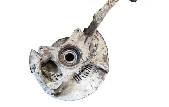 Toyota Land Cruiser (J200) Front wheel hub