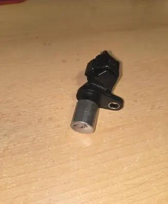 Toyota Corolla Verso AR10 Crankshaft position sensor 