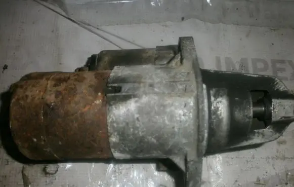 Nissan Almera Starter motor 233001M216