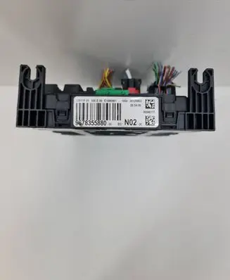 Peugeot 208 Fuse module 9678355880 E1066961 22611F01