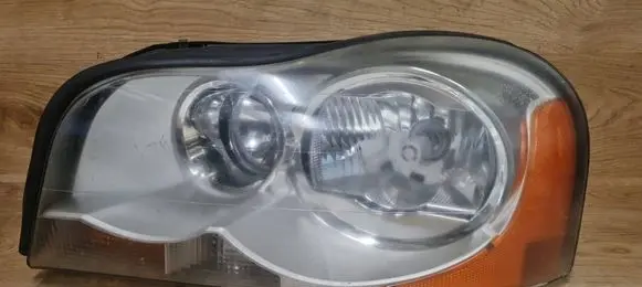 Volvo XC90 Headlight/headlamp 30678598