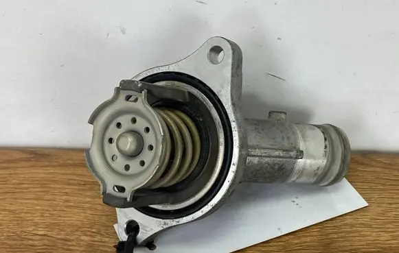 Chevrolet Camaro Thermostat housing 097PINYA 097