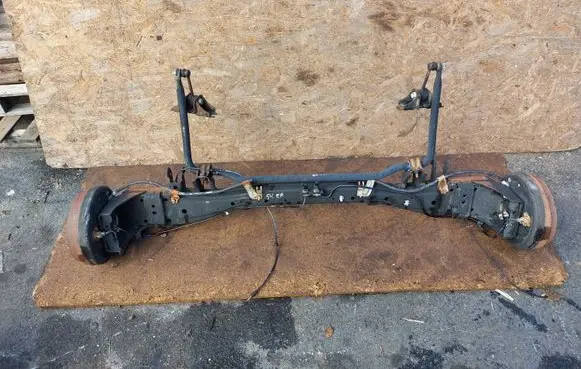 Nissan NV200 Rear axle beam 