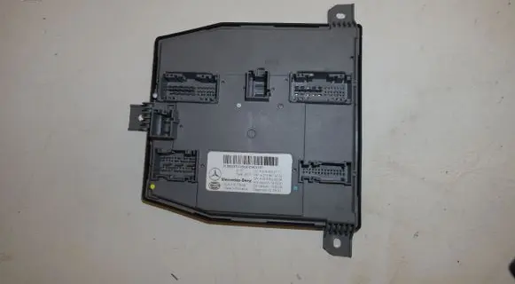 Mercedes-Benz E W213 Central body control module A2139003711