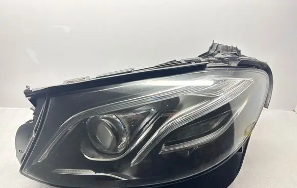 Mercedes-Benz E W213 Headlight/headlamp A2139062506