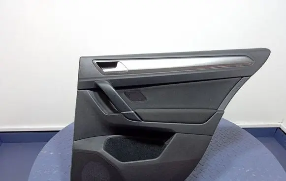 Volkswagen Golf VII Door card panel trim set 510867212L