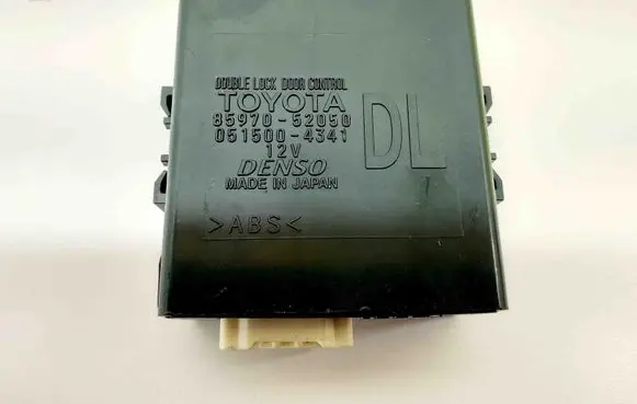 Toyota Yaris Door central lock control unit/module 0515004341 8597052050