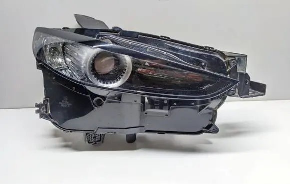 Mazda CX-30 Headlight/headlamp