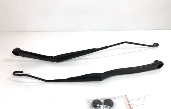 Nissan Juke I F15 Front wiper blade arm 