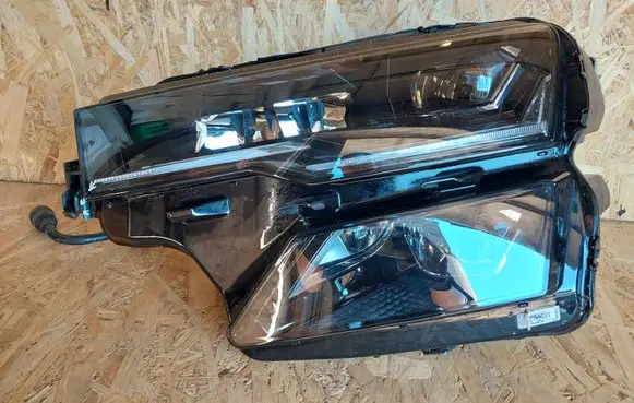 Skoda Karoq Headlight/headlamp 57B941035 3557390