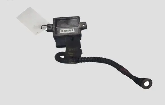 BMW 1 E81 E87 Glow plug pre-heat relay 77980006 0522120102