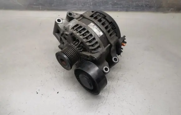 BMW 1 E81 E87 Generator/alternator 7550468 755046802