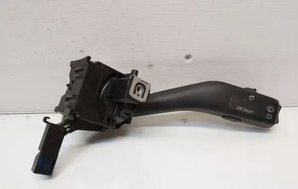 Volkswagen Touran I Wiper control stalk 1K0953519A