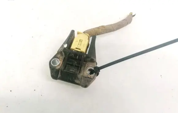 Subaru Outback Airbag deployment crash/impact sensor 98231AG020 76025FZCT