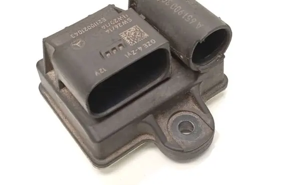Mercedes-Benz C W205 Glow plug pre-heat relay A6519003003