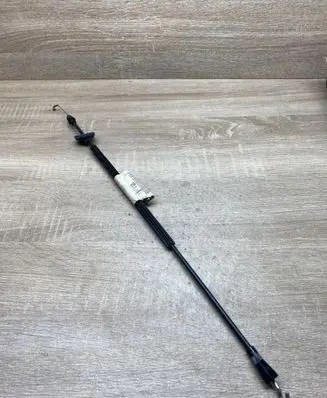 Volkswagen Touran I Front door cable line 1T0837086A