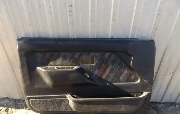 Opel Frontera A Front door card panel trim