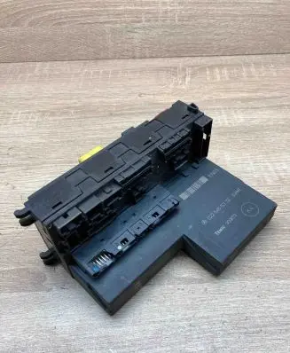 Mercedes-Benz E W210 Fuse module 0225455332 309872