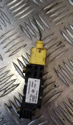 Audi A4 S4 B6 8E 8H Airbag deployment crash/impact sensor 8e0959643a