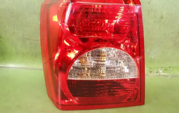 Dodge Caliber Rear/tail lights 0530375305303881