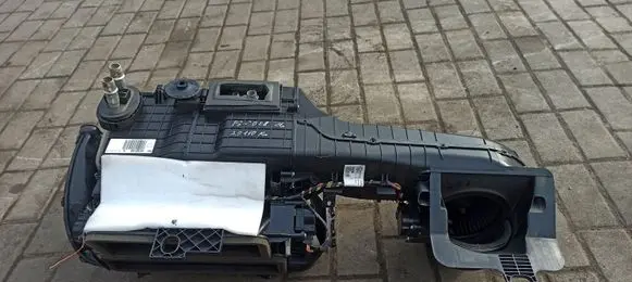 Peugeot 3008 I Interior heater climate box assembly 9673831480