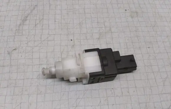 Peugeot Boxer Brake pedal sensor switch 46840510
