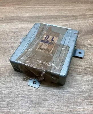 Suzuki Ignis Engine control unit/module ECU 3392080GE1 1122003192