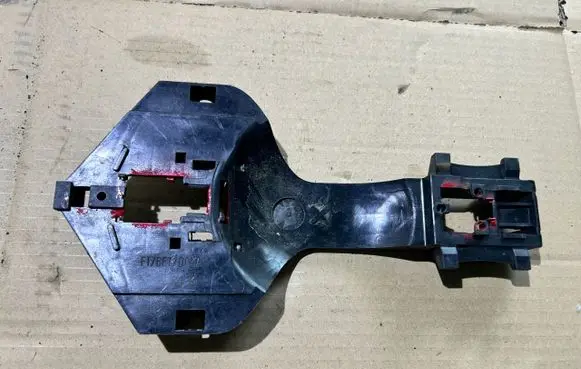 Mercedes-Benz Sprinter W906 Front door exterior handle/bracket A9067600934