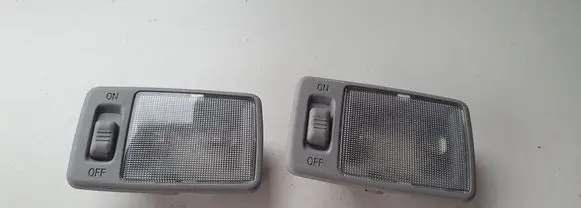 Toyota Auris E180 Rear seat light