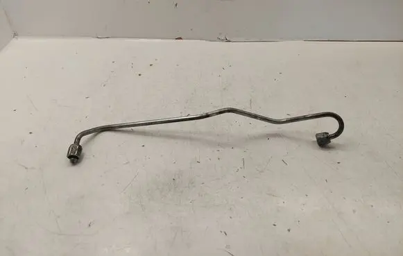 Toyota Avensis T250 Fuel injector supply line/pipe 238040R010