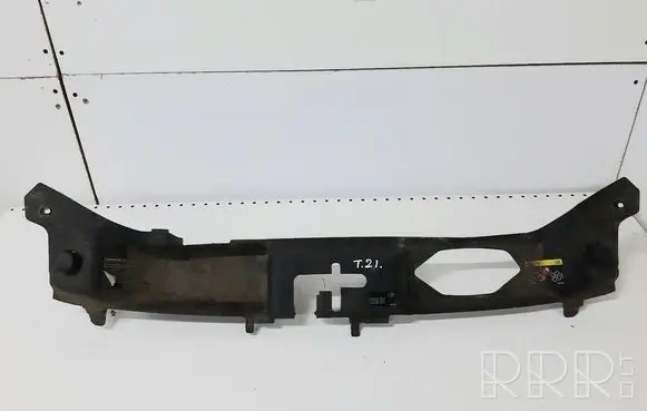 Volvo V50 Radiator trim 