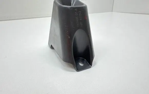 Tesla Model Y Front bumper mounting bracket 151446600A