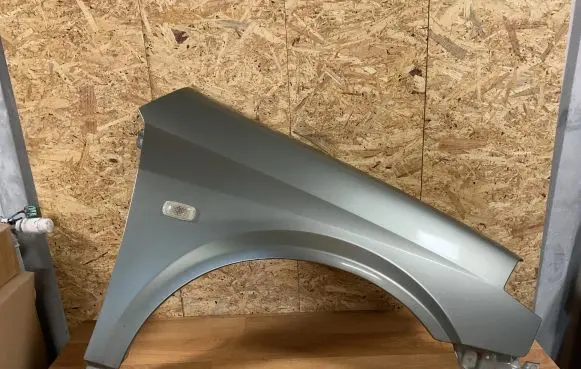 Nissan Primera Fender