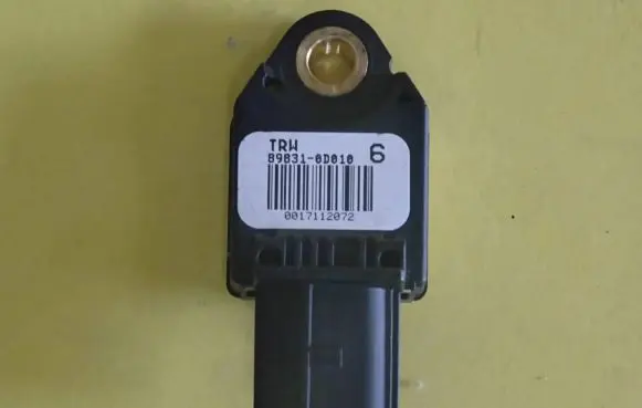 Toyota Yaris Airbag deployment crash/impact sensor 89831-0D010 898310D010