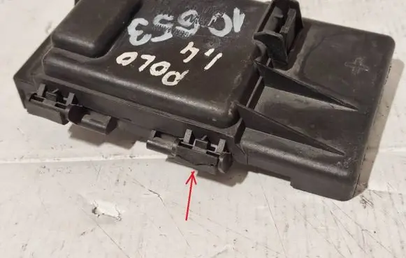 Volkswagen Polo III 6N 6N2 6NF Fuse box set 6X0937550B