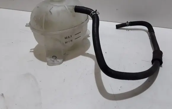 Hyundai Tucson LM Coolant expansion tank/reservoir 25430D3500
